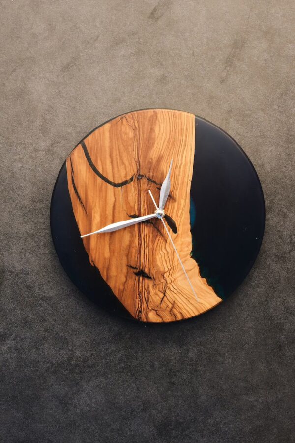 Epoxy resin clock- home decor