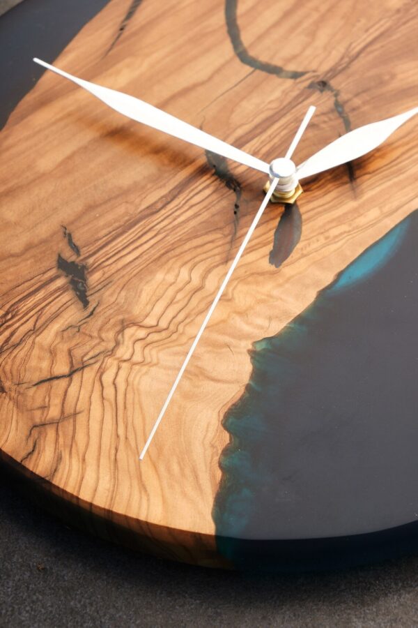 Epoxy resin clock- home decor