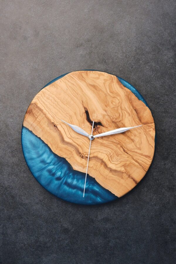 Epoxy resin clock- home decor