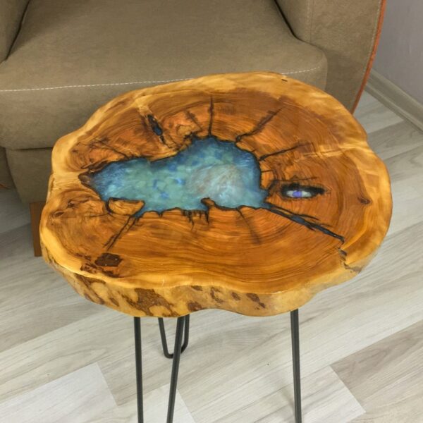 epoxy resin end table