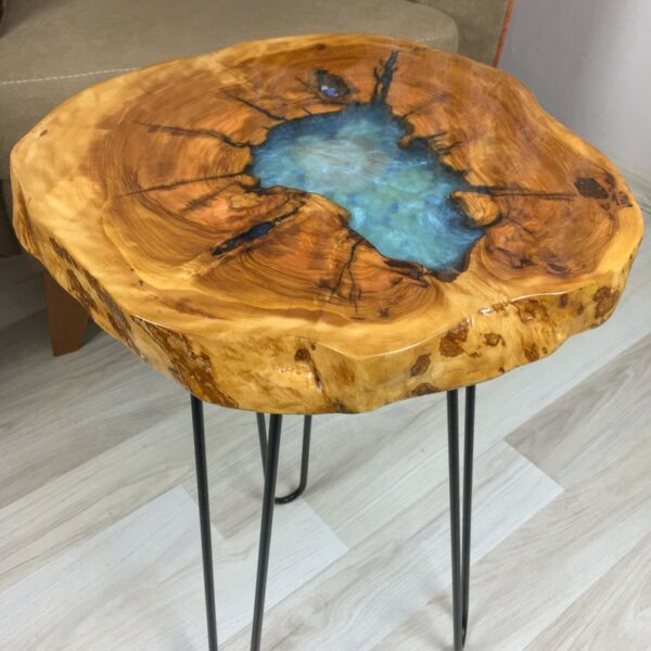 epoxy resin end table
